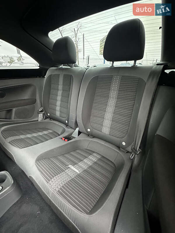 Хетчбек Volkswagen Beetle 2012 в Білогородці фото 14 Хетчбек Volkswagen Beetle 2012 в Білогородці