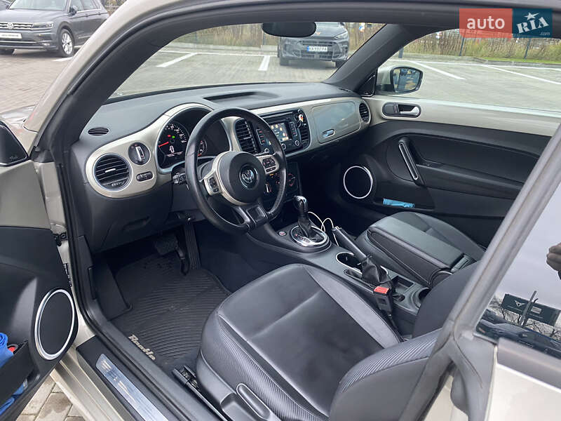 Хэтчбек Volkswagen Beetle 2012 в Киеве