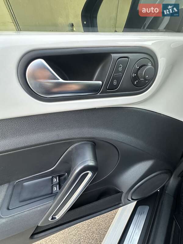 Хетчбек Volkswagen Beetle 2013 в Одесі