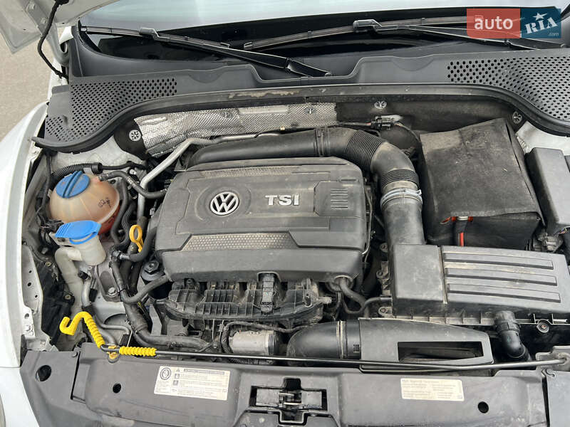 Хэтчбек Volkswagen Beetle 2017 в Киеве