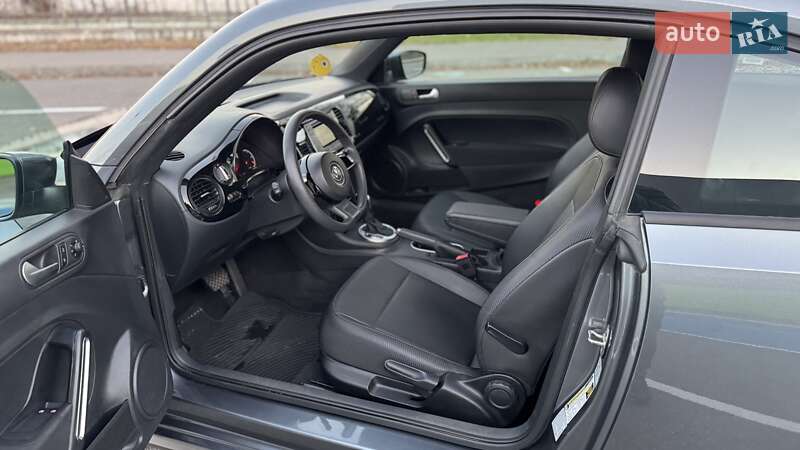 Хэтчбек Volkswagen Beetle 2016 в Киеве фото 20 Хэтчбек Volkswagen Beetle 2016 в Киеве