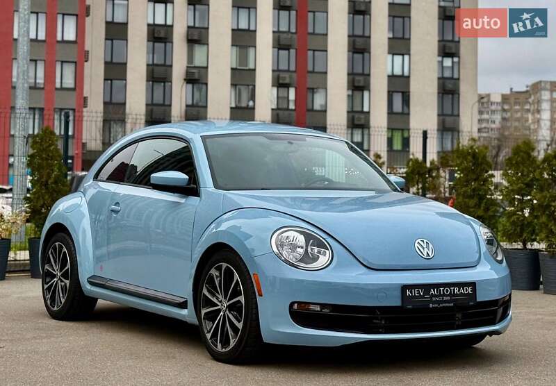 Хэтчбек Volkswagen Beetle 2015 в Киеве