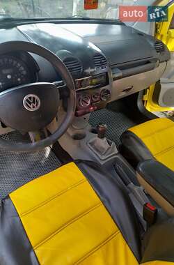Хэтчбек Volkswagen Beetle 1999 в Павлограде