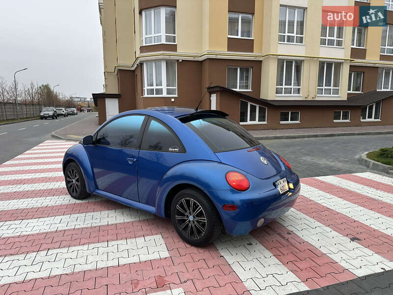 Хэтчбек Volkswagen Beetle 2003 в Киеве