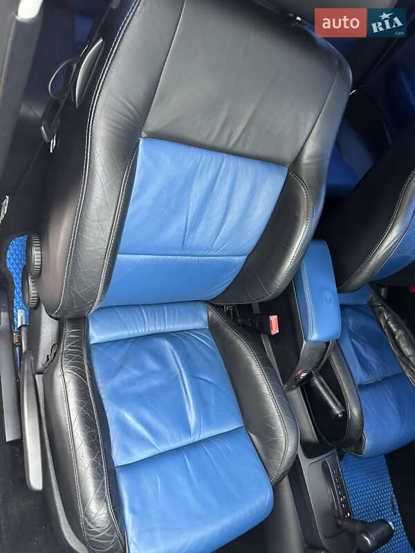 Хэтчбек Volkswagen Beetle 2003 в Киеве