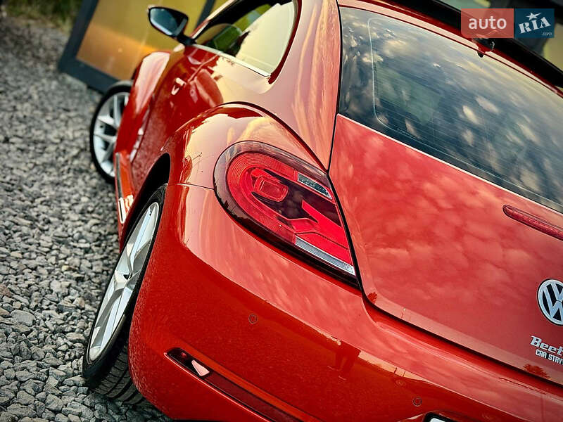 Хэтчбек Volkswagen Beetle 2017 в Стрые