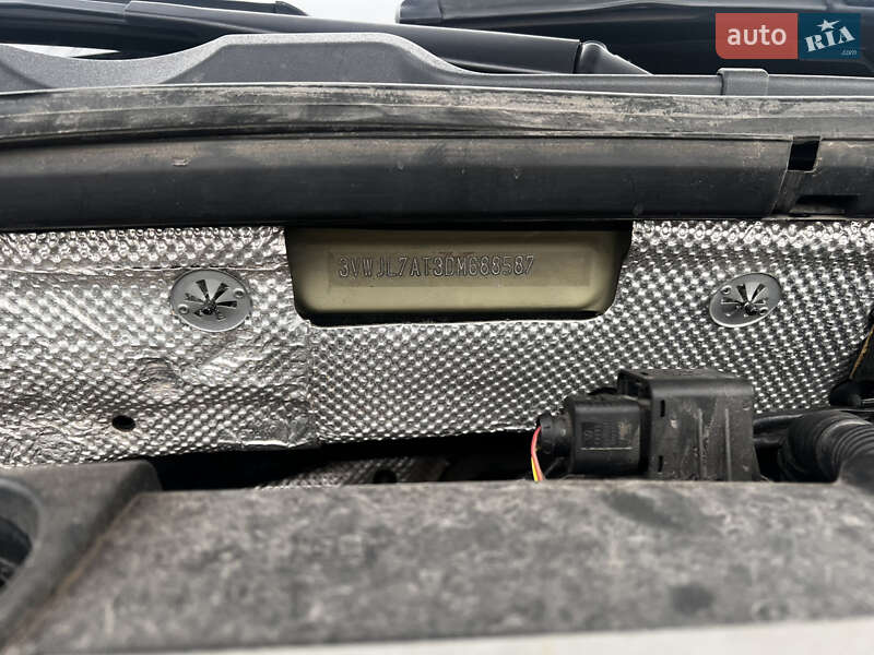 Хэтчбек Volkswagen Beetle 2013 в Львове