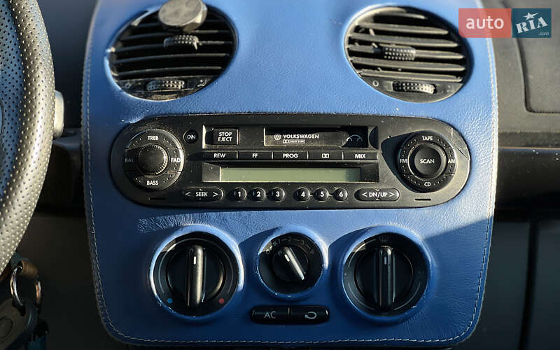 Хэтчбек Volkswagen Beetle 2001 в Львове фото 13 Хэтчбек Volkswagen Beetle 2001 в Львове