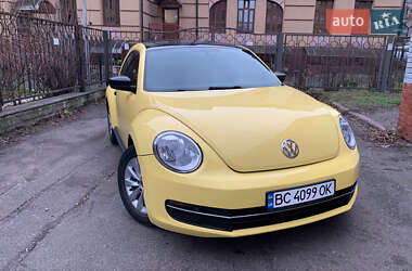 Хэтчбек Volkswagen Beetle 2015 в Киеве