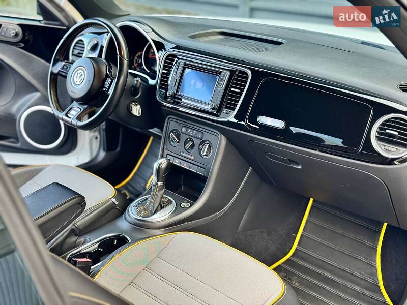 Хетчбек Volkswagen Beetle 2016 в Києві