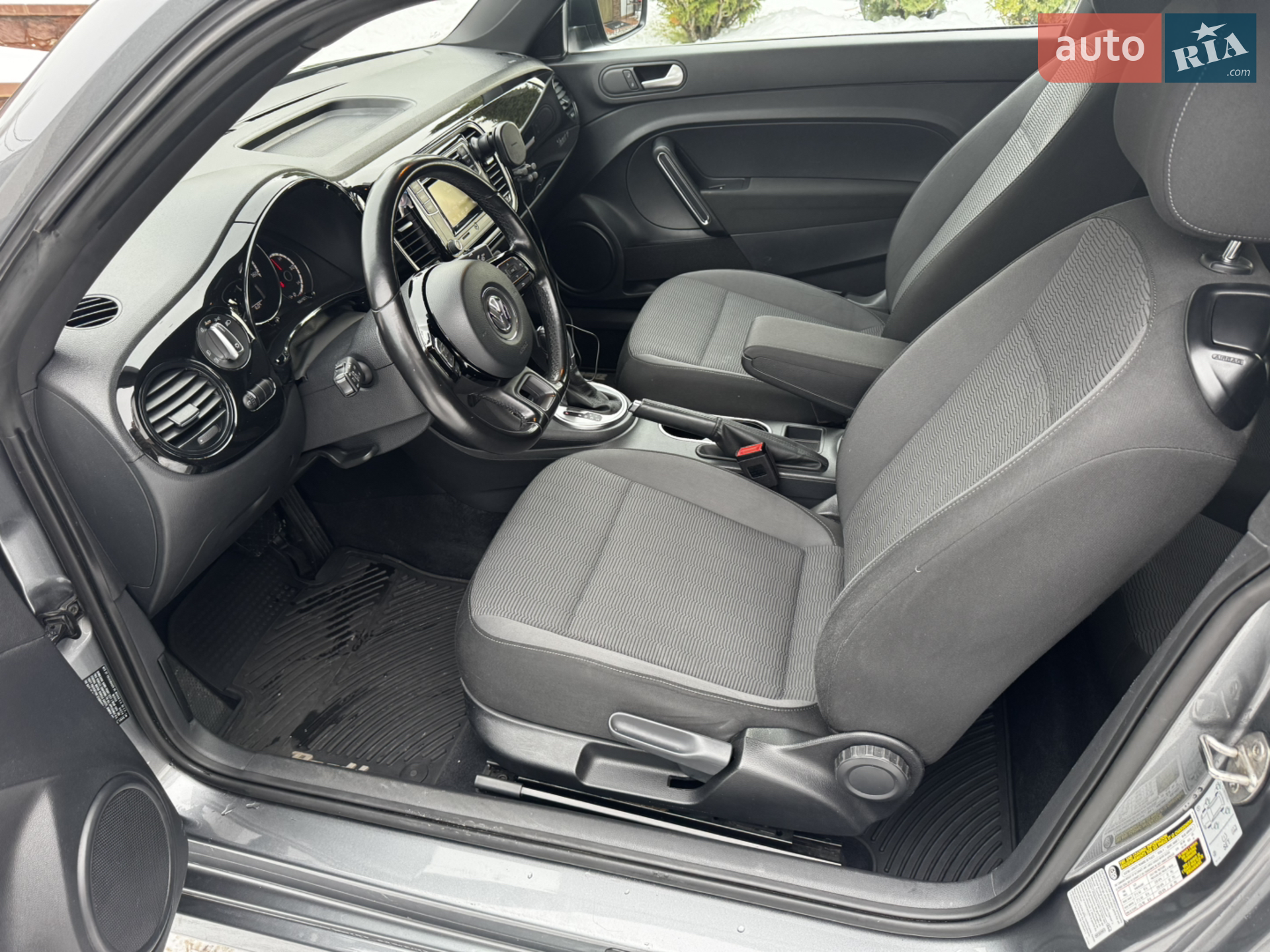 2016 Volkswagen Beetle - мініатюра 11