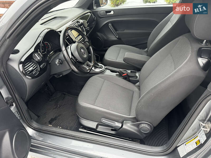Хэтчбек Volkswagen Beetle 2016 в Киеве фото 11 Хэтчбек Volkswagen Beetle 2016 в Киеве