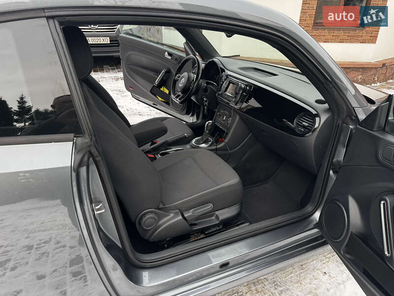 Хэтчбек Volkswagen Beetle 2016 в Киеве фото 17 Хэтчбек Volkswagen Beetle 2016 в Киеве