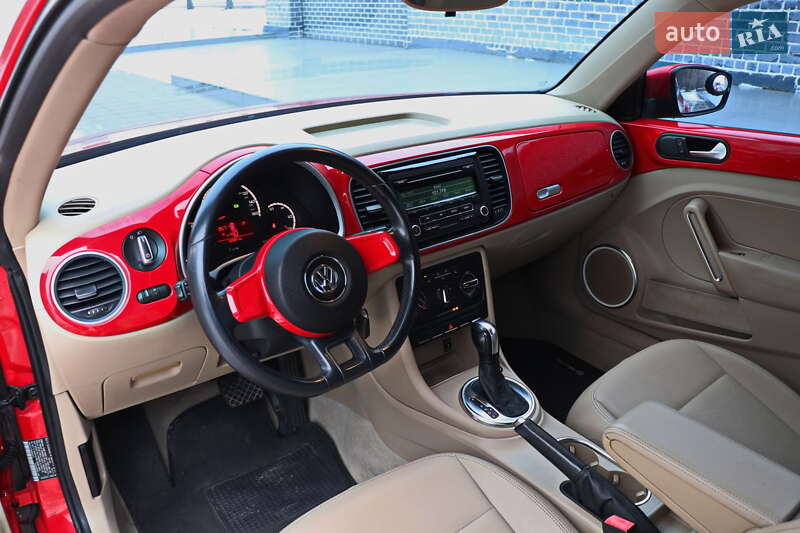 Хэтчбек Volkswagen Beetle 2013 в Кременчуге