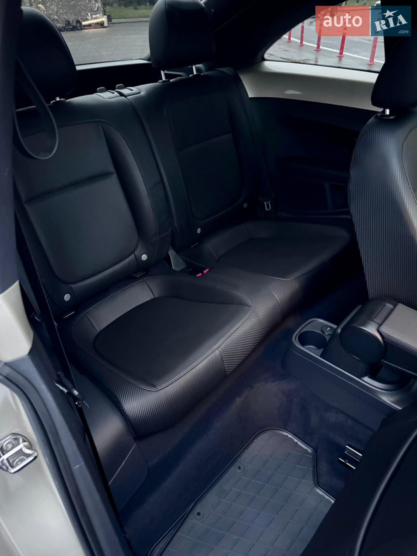 2012 Volkswagen Beetle - мініатюра 32