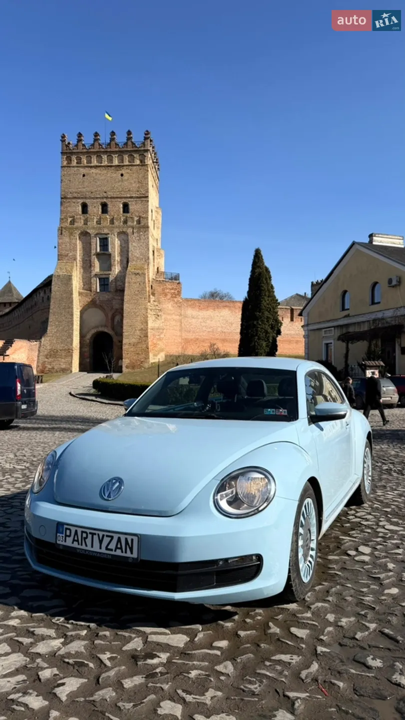2013 Volkswagen Beetle - мініатюра 2