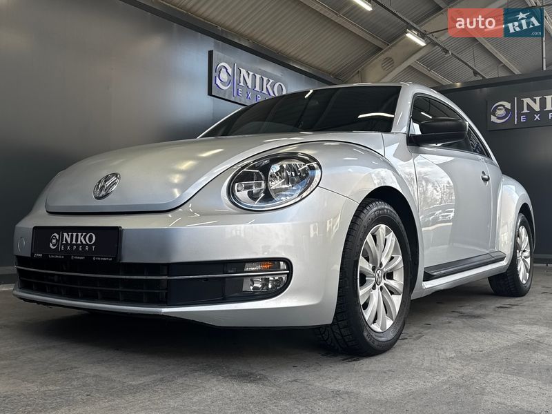 Хэтчбек Volkswagen Beetle 2015 в Киеве
