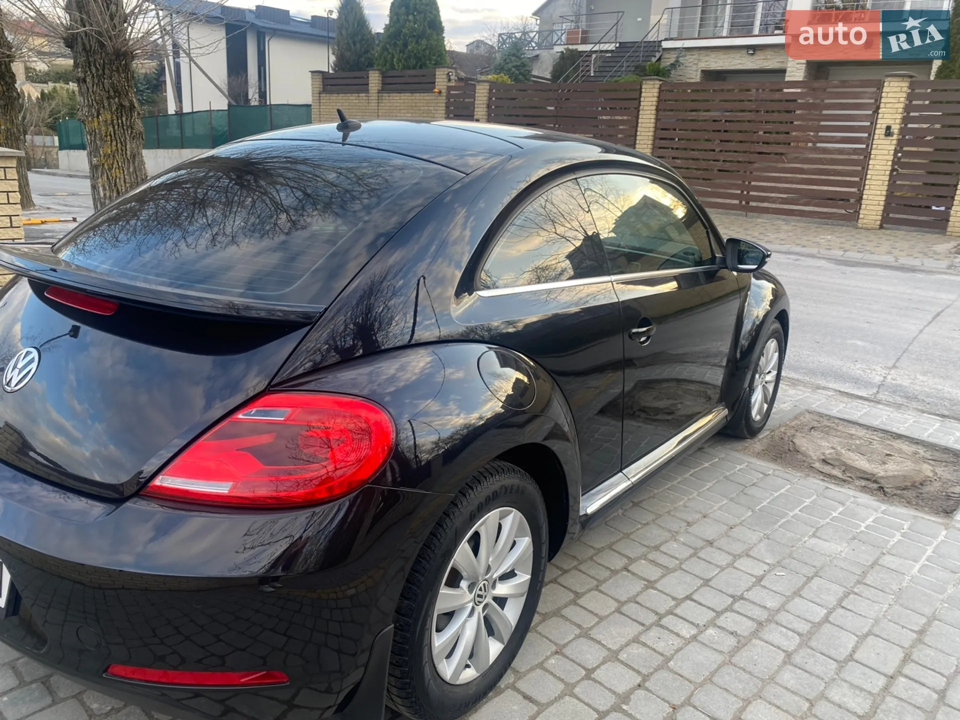 2014 Volkswagen Beetle - мініатюра 11