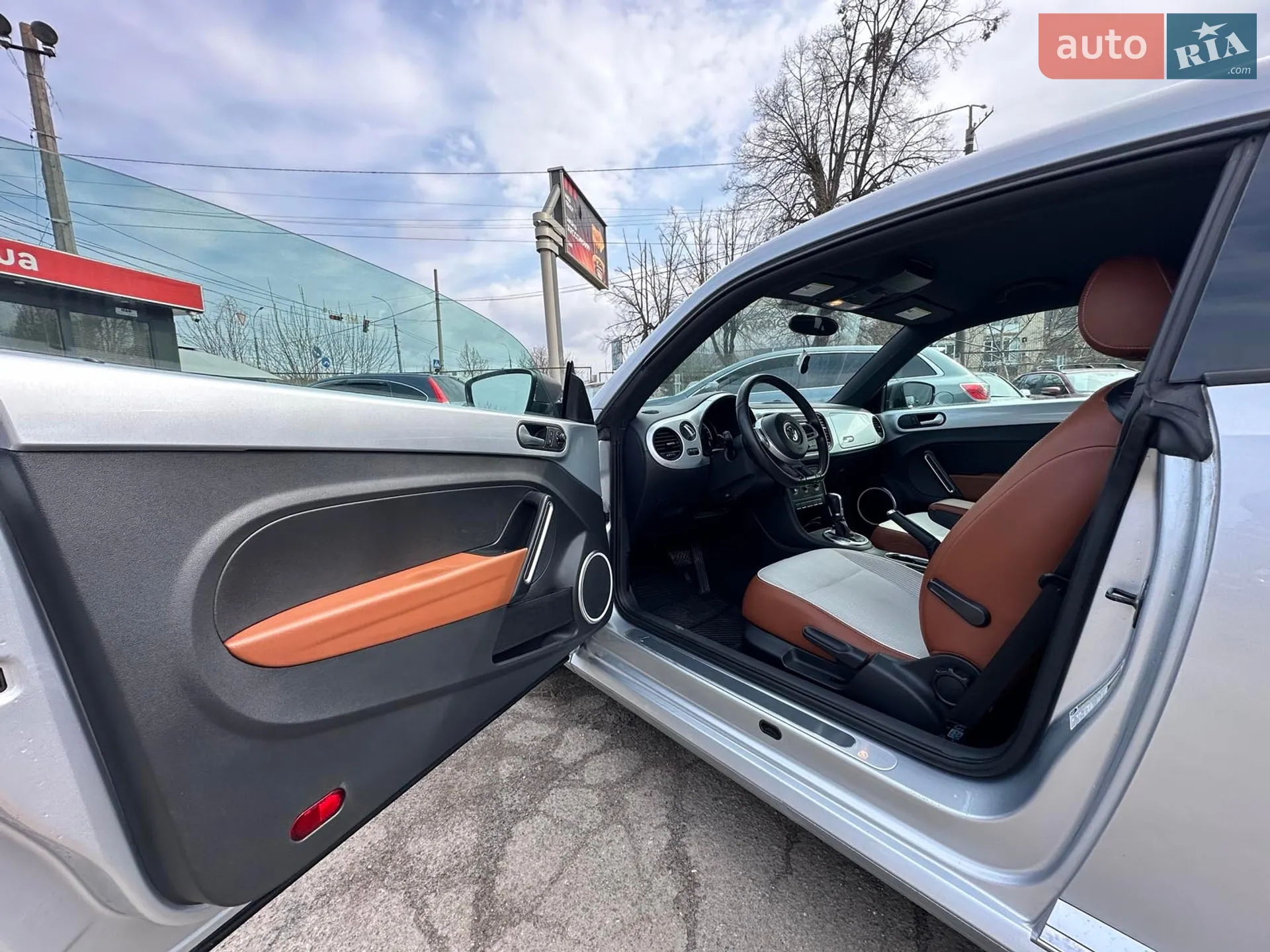 2014 Volkswagen Beetle - мініатюра 17