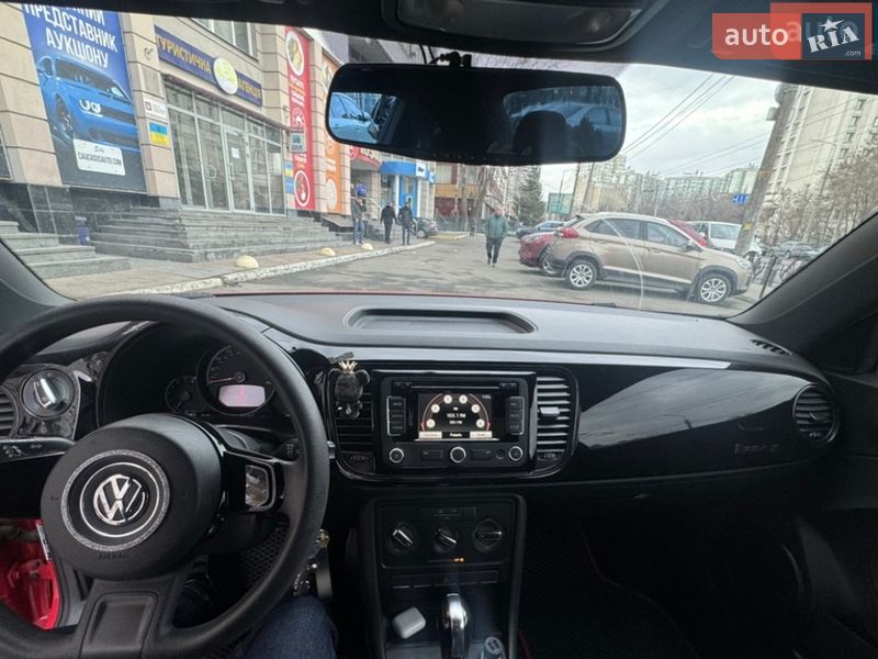 Хэтчбек Volkswagen Beetle 2014 в Киеве