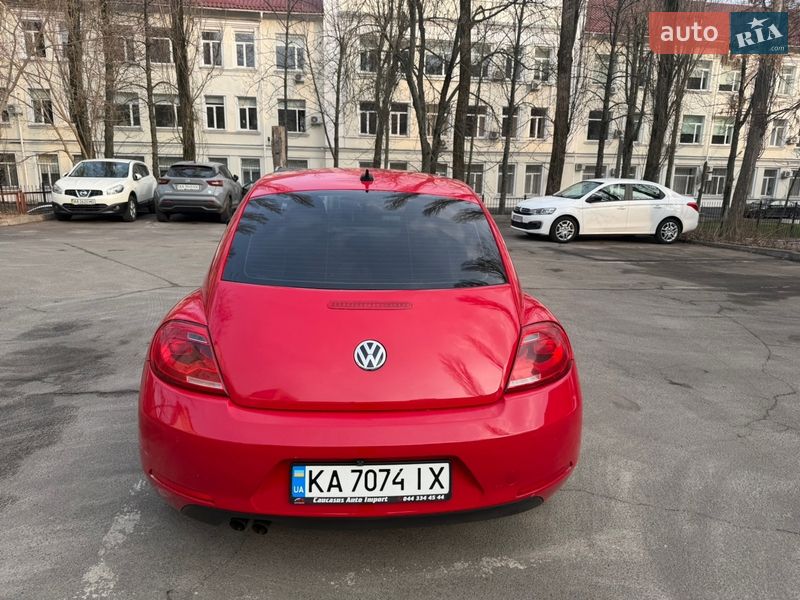 Хэтчбек Volkswagen Beetle 2014 в Киеве