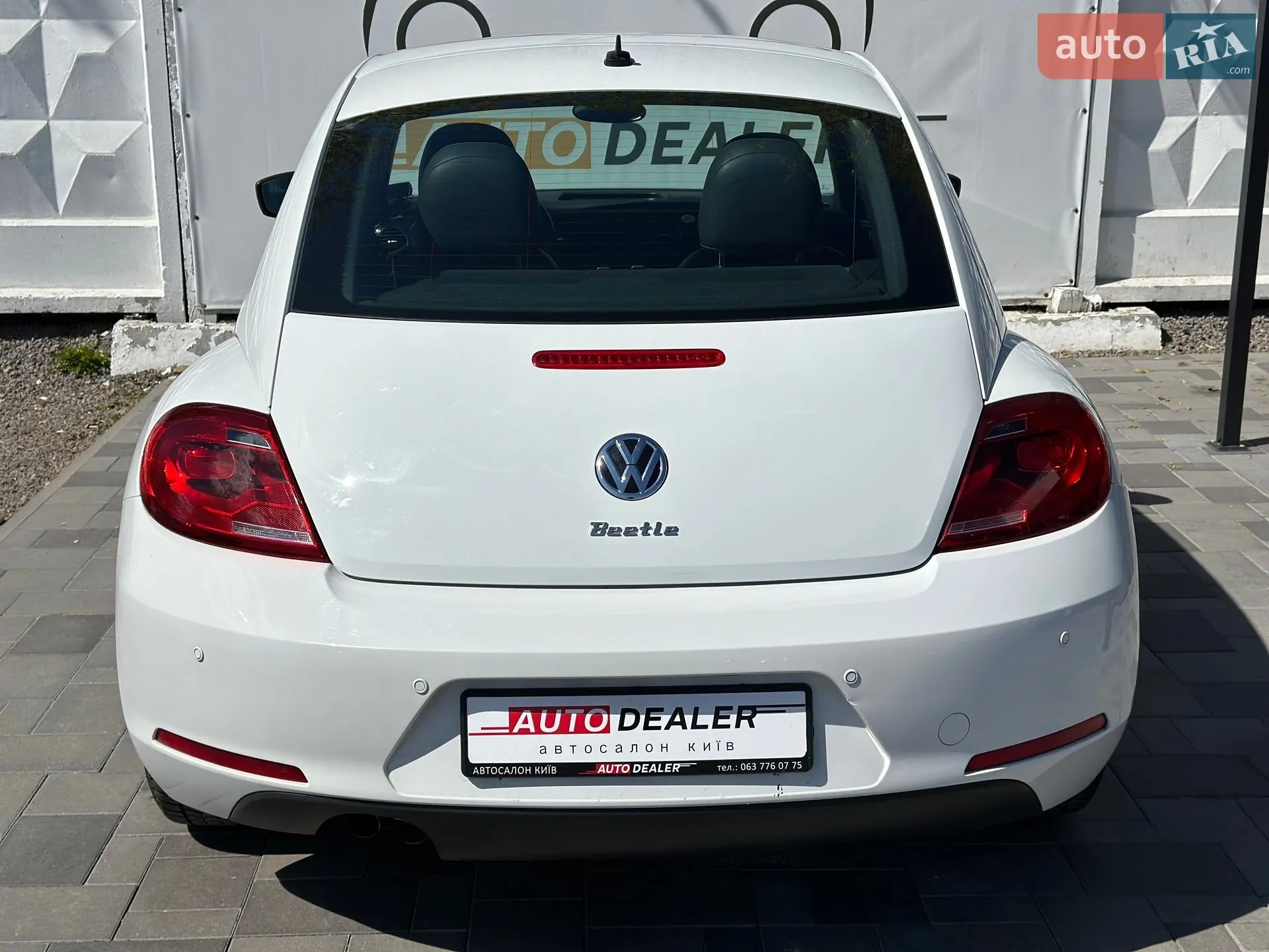 2015 Volkswagen Beetle - мініатюра 8