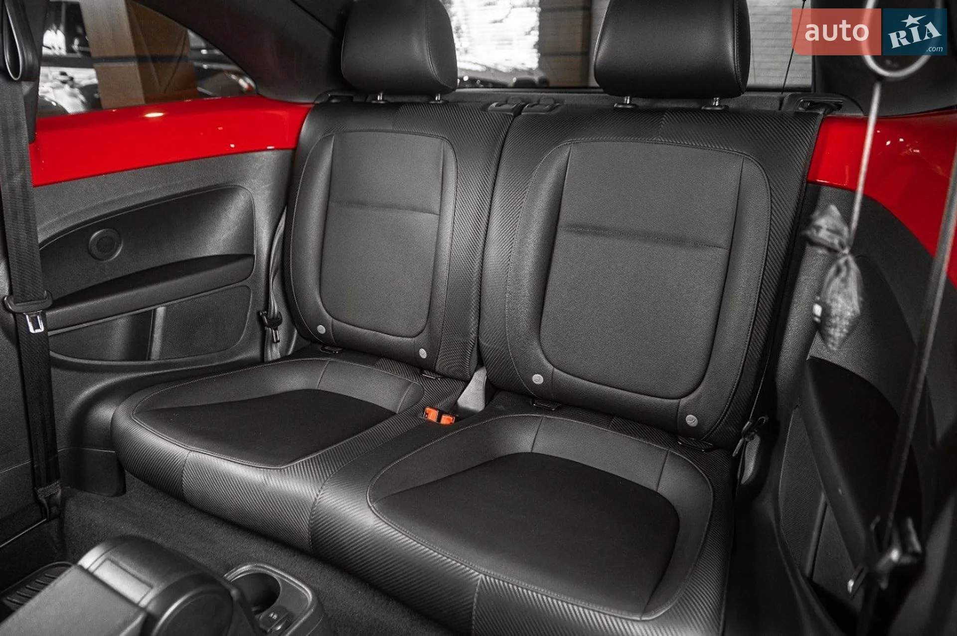 2014 Volkswagen Beetle - мініатюра 37