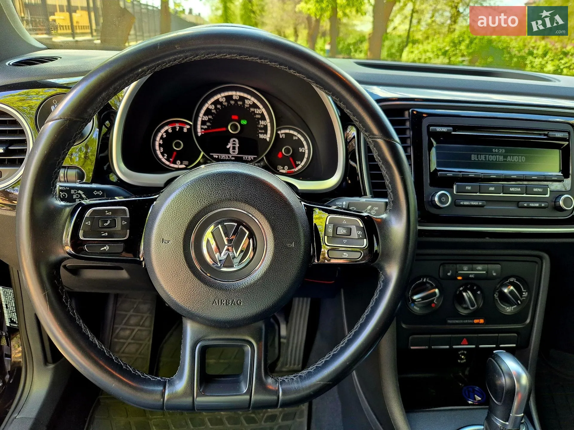 2013 Volkswagen Beetle - мініатюра 20