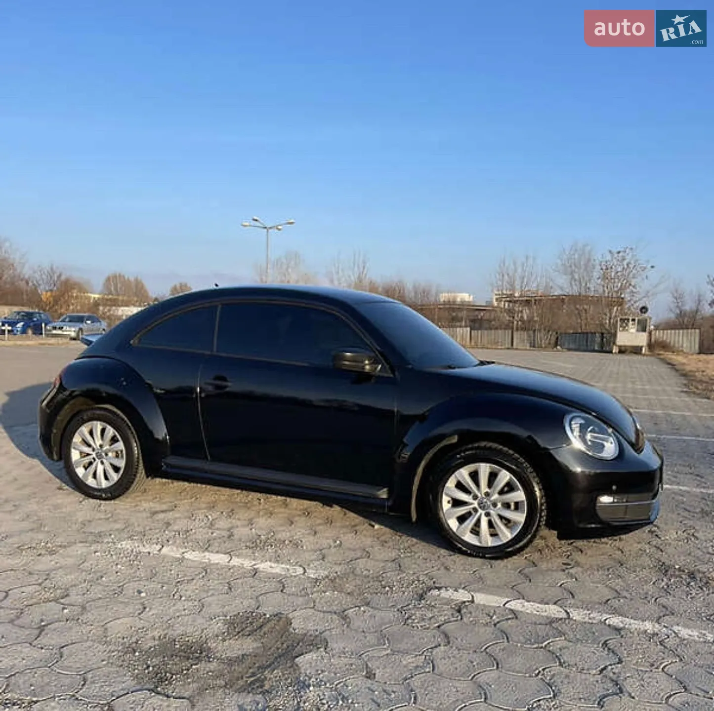 2017 Volkswagen Beetle - мініатюра 3