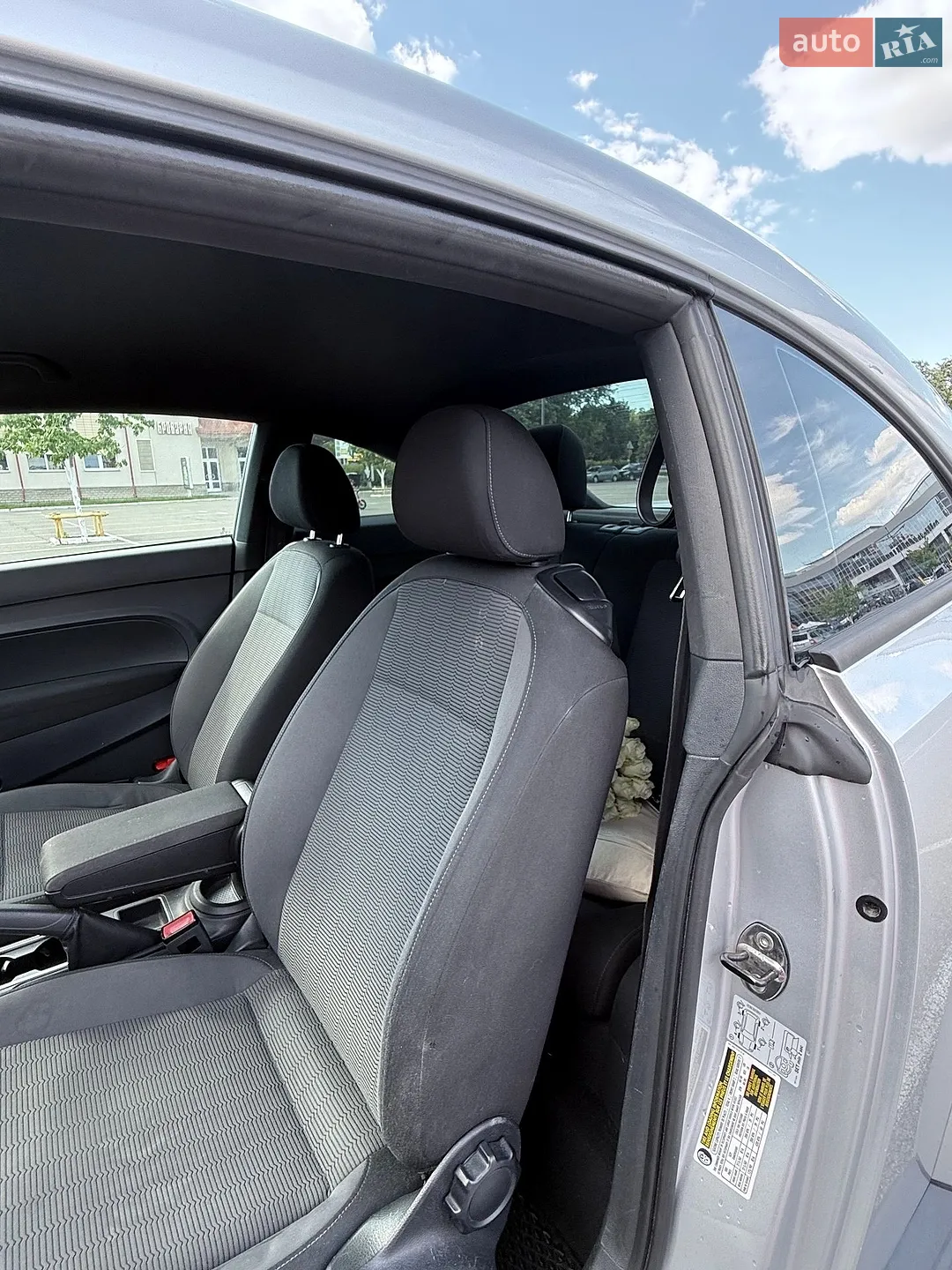 2014 Volkswagen Beetle - мініатюра 10