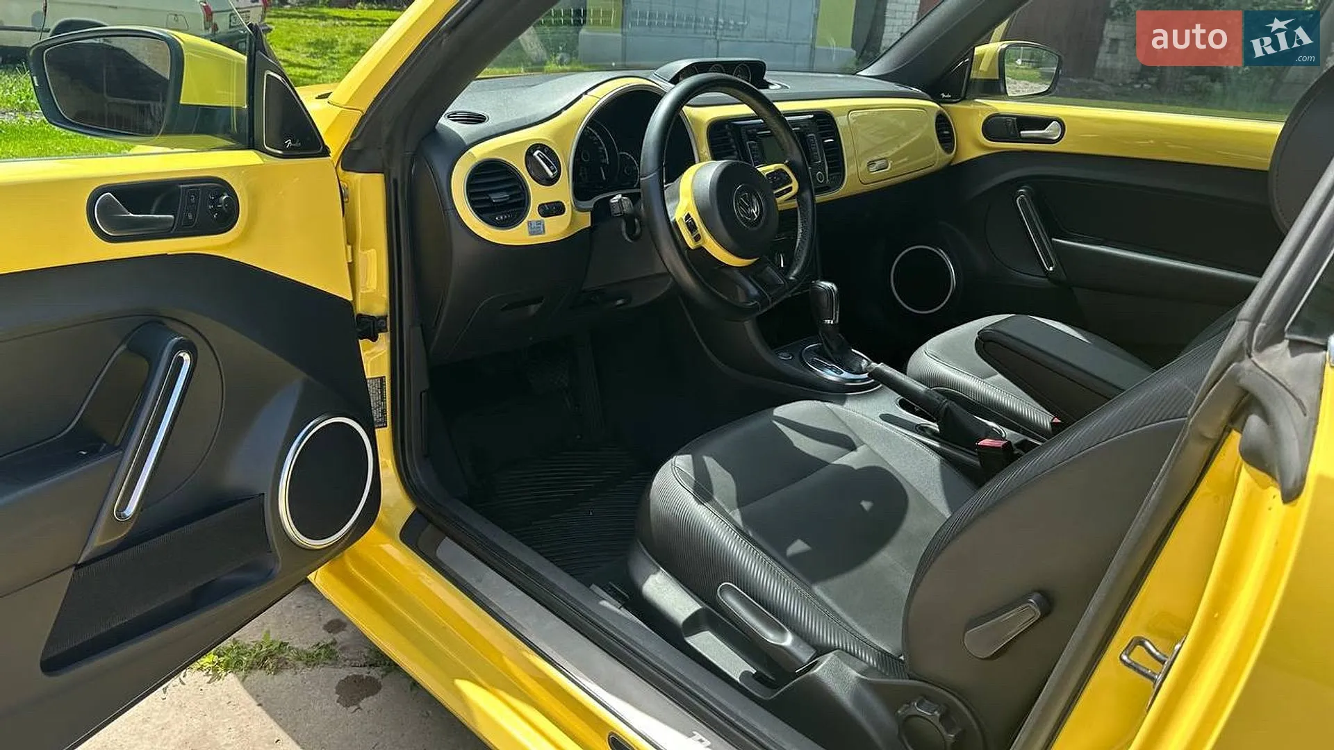 2013 Volkswagen Beetle - мініатюра 16