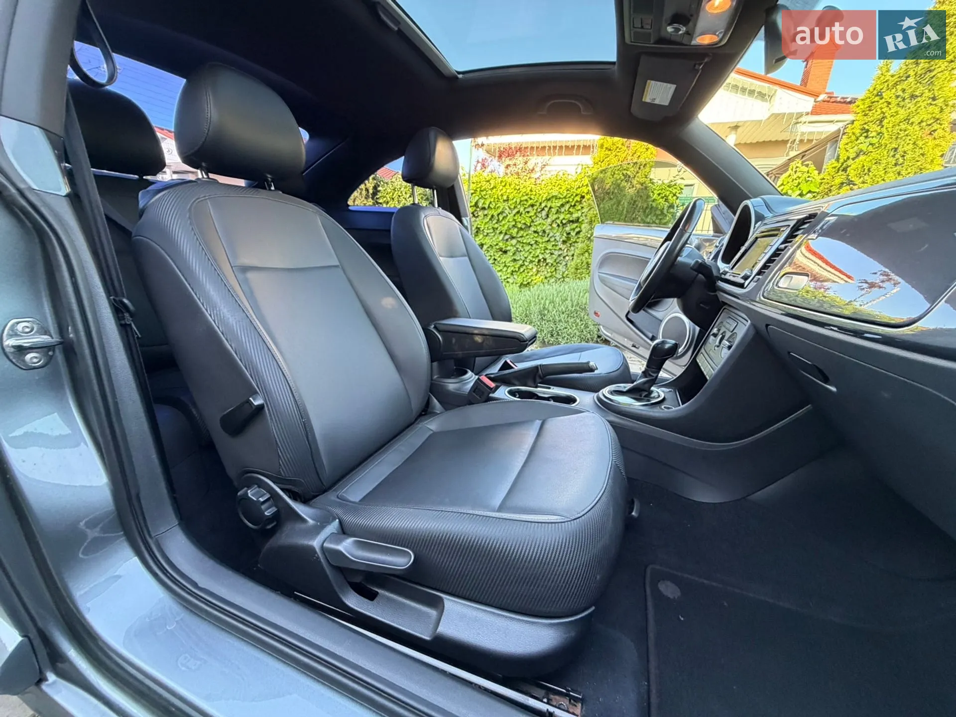2013 Volkswagen Beetle - мініатюра 24
