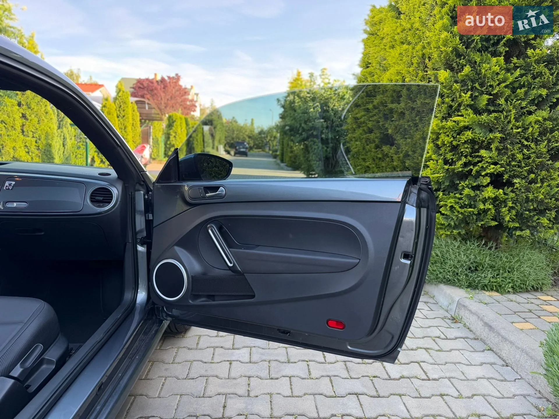 2013 Volkswagen Beetle - мініатюра 25