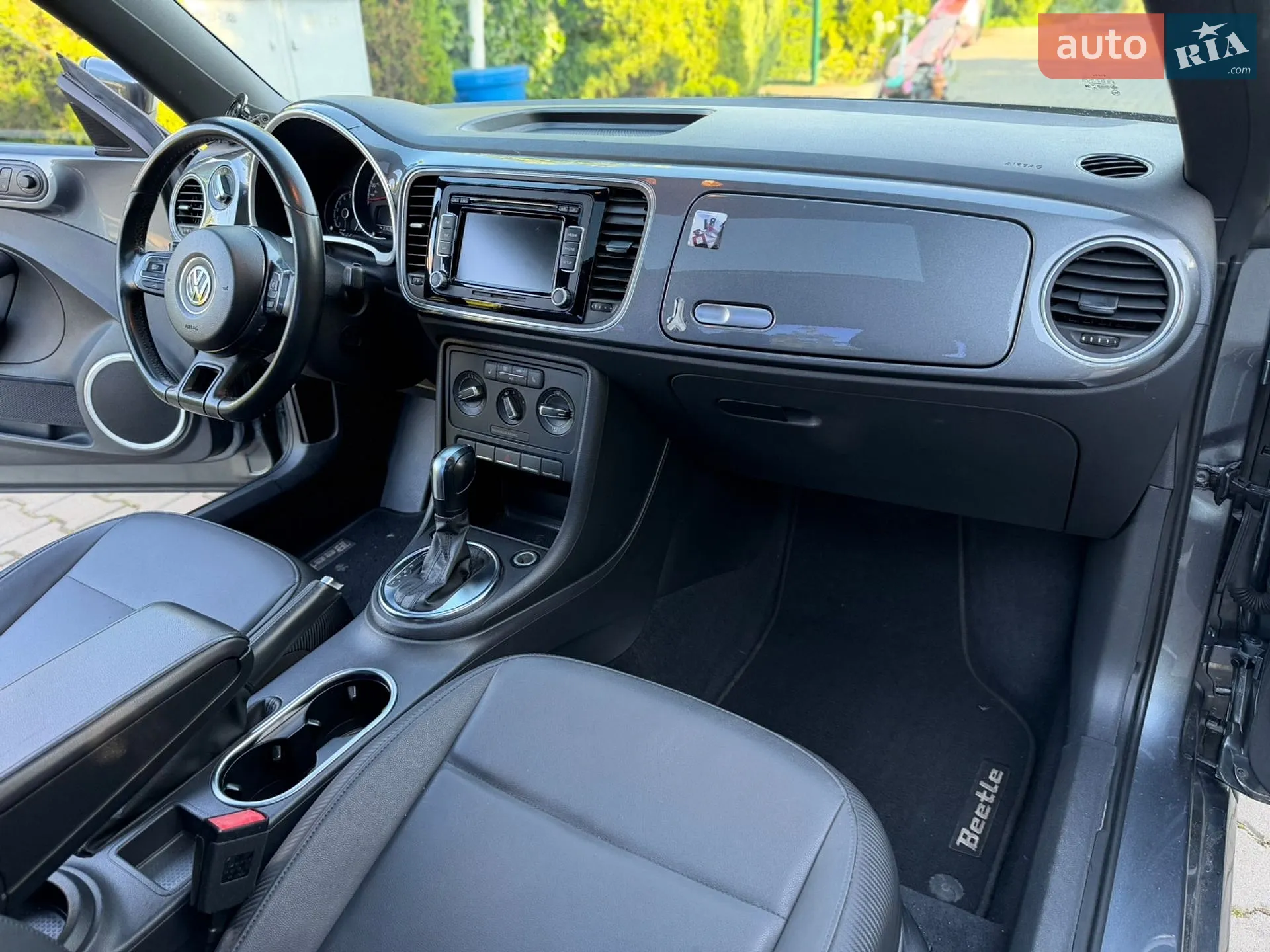 2013 Volkswagen Beetle - мініатюра 28