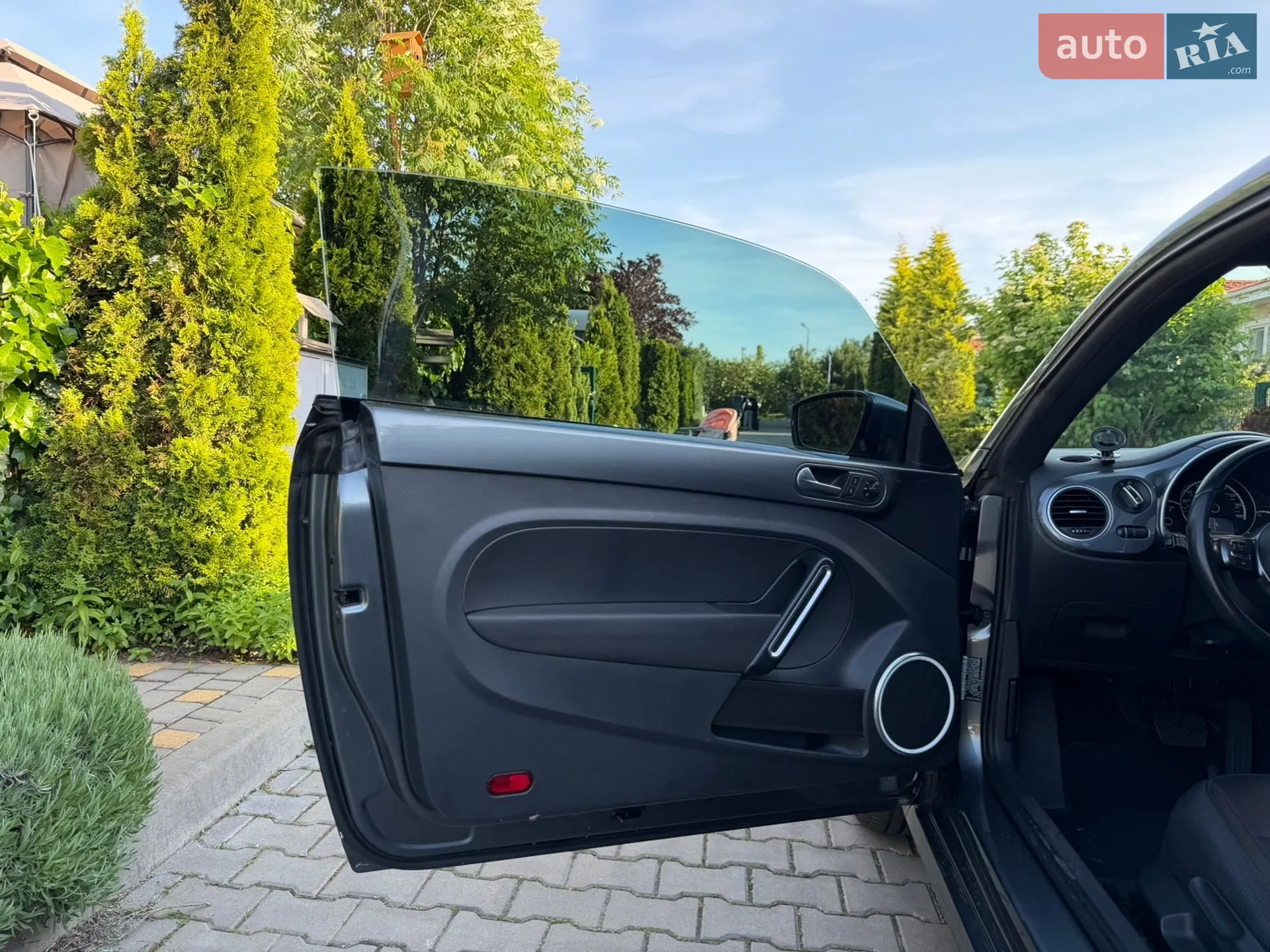2013 Volkswagen Beetle - мініатюра 35