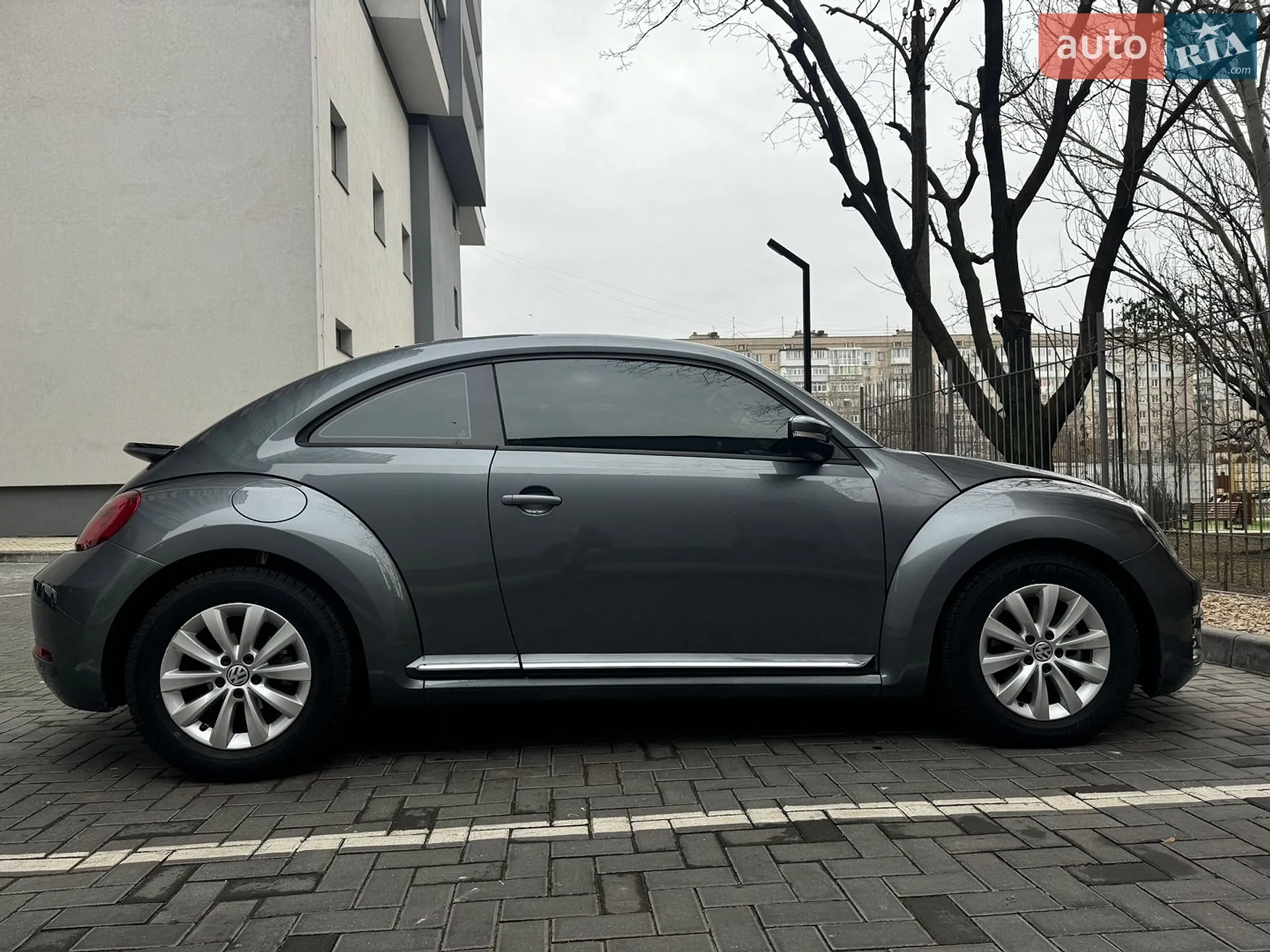2019 Volkswagen Beetle - мініатюра 20