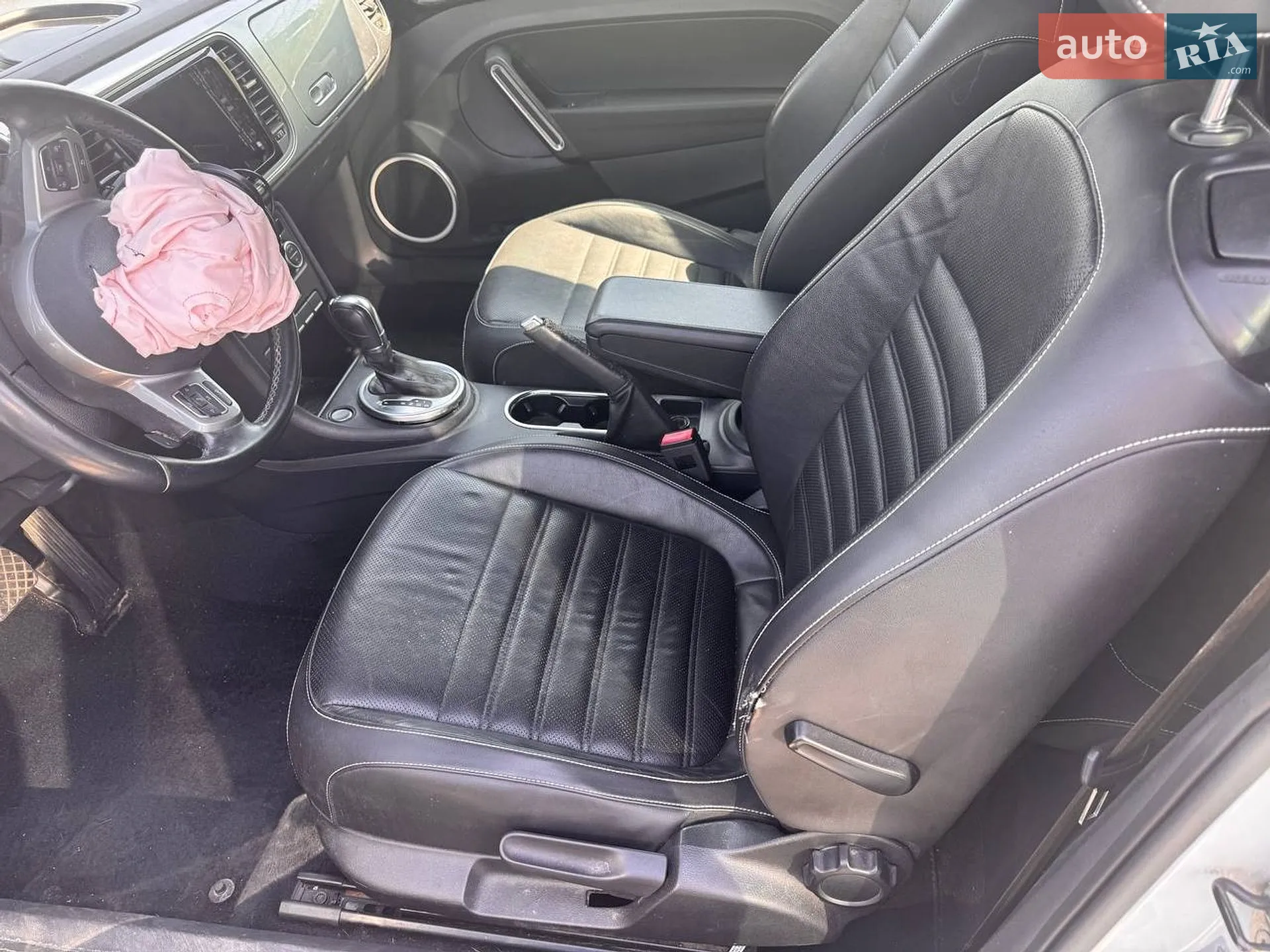 2014 Volkswagen Beetle - мініатюра 11