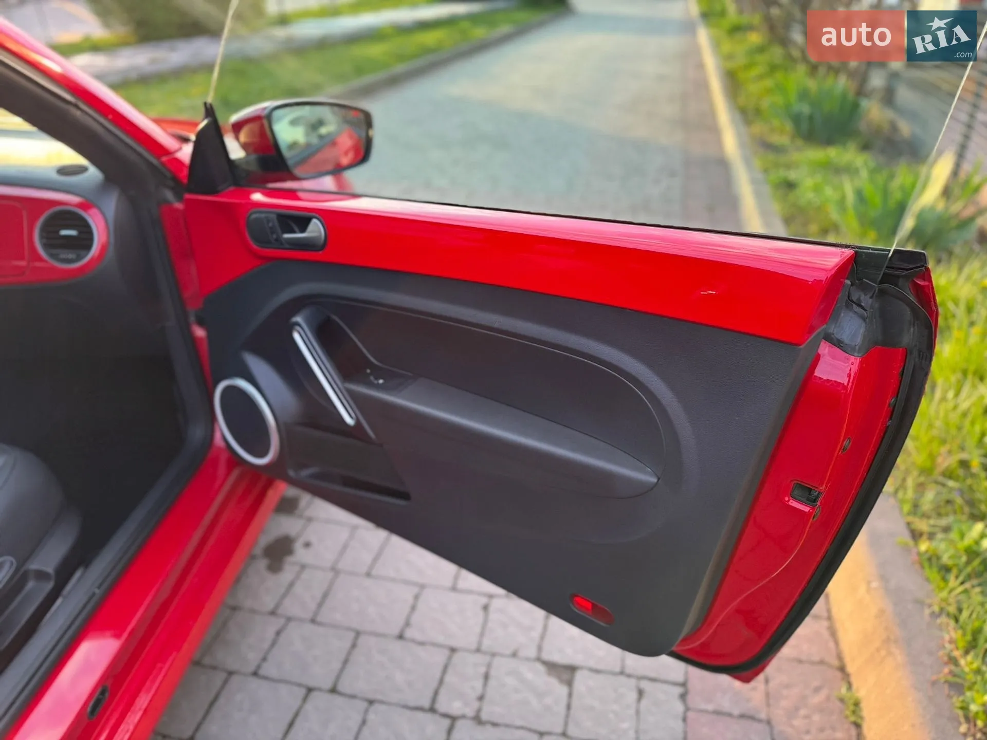 2013 Volkswagen Beetle - мініатюра 9