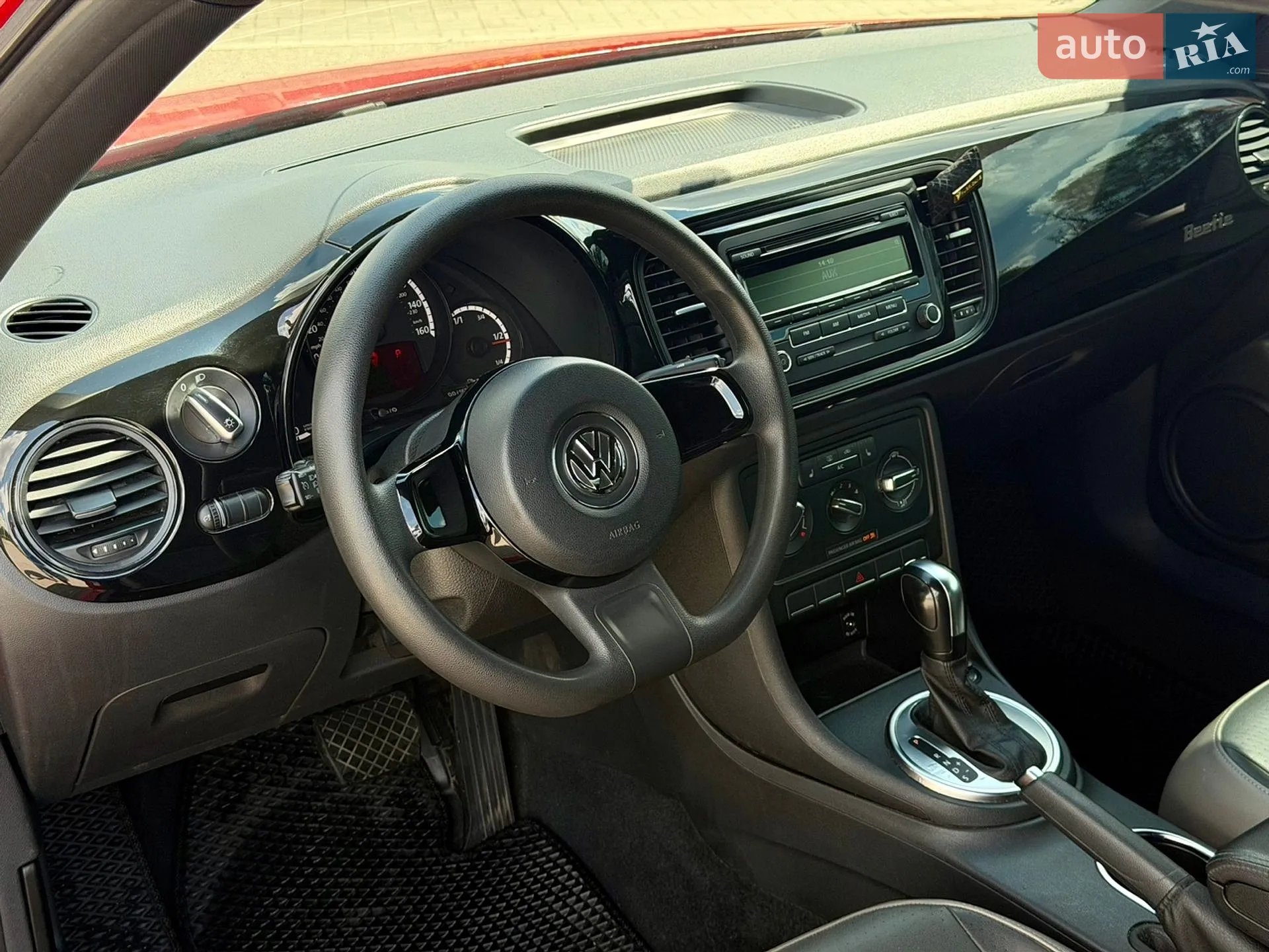 2015 Volkswagen Beetle - мініатюра 17