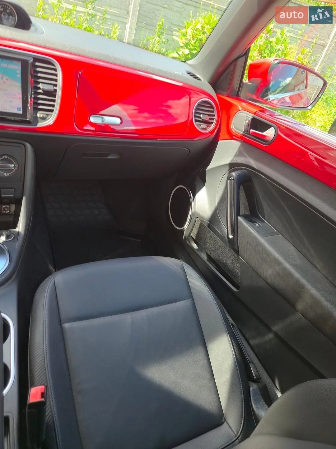 2013 Volkswagen Beetle - мініатюра 25