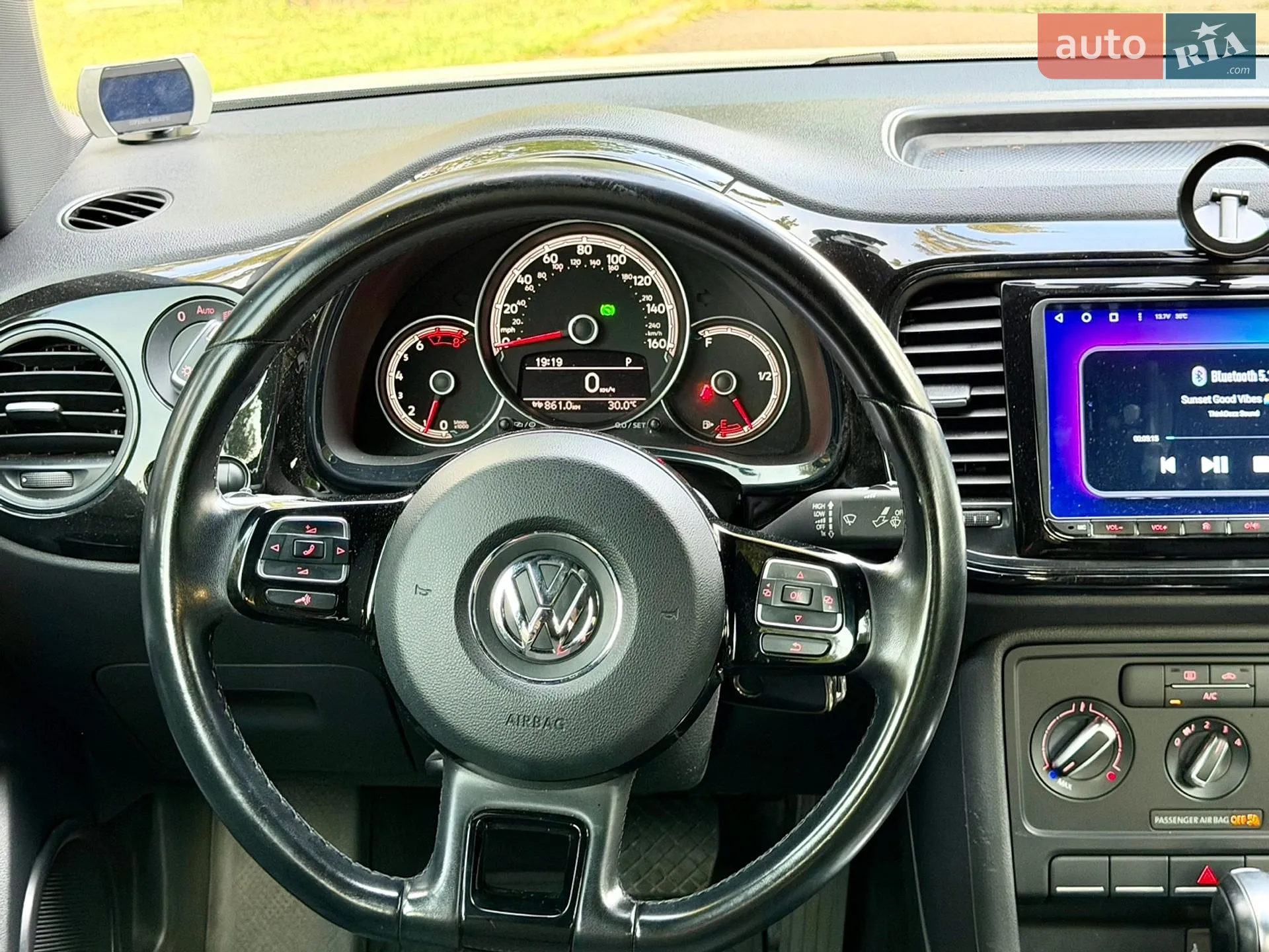 2017 Volkswagen Beetle - мініатюра 11