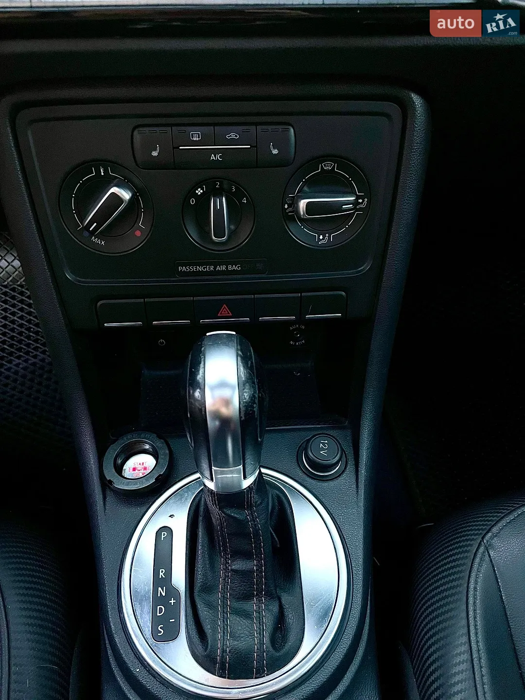 2013 Volkswagen Beetle - мініатюра 23