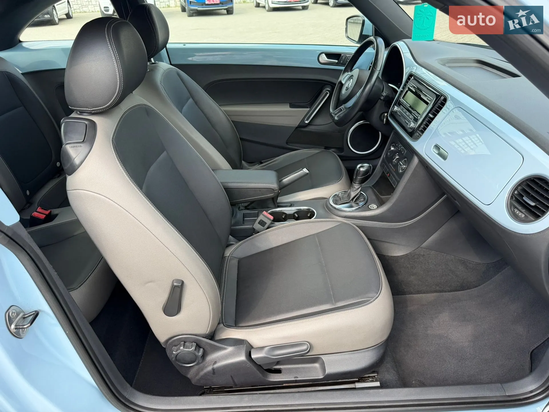 2013 Volkswagen Beetle - мініатюра 17