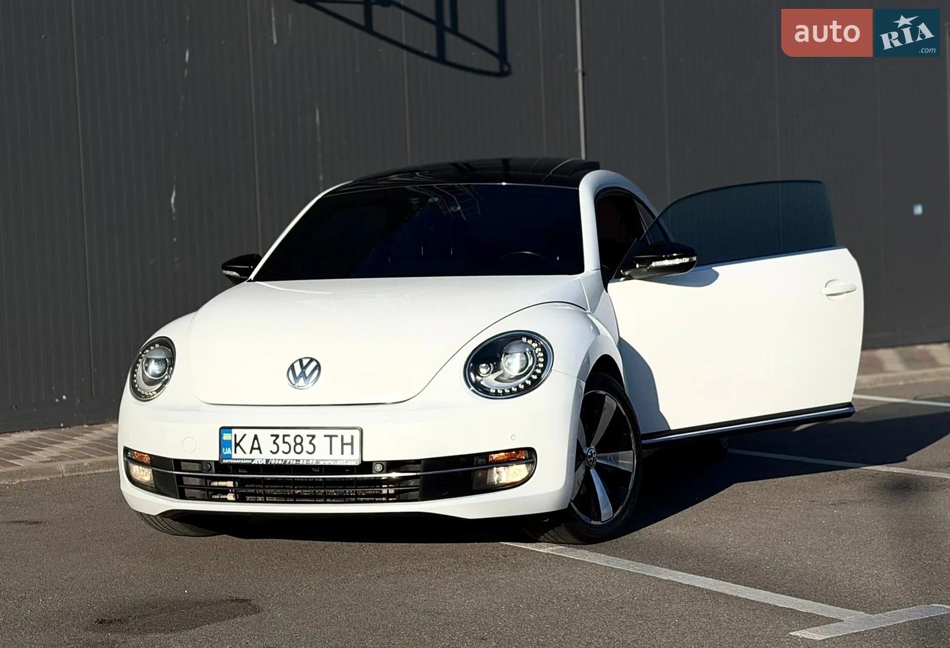 2015 Volkswagen Beetle - фото 1