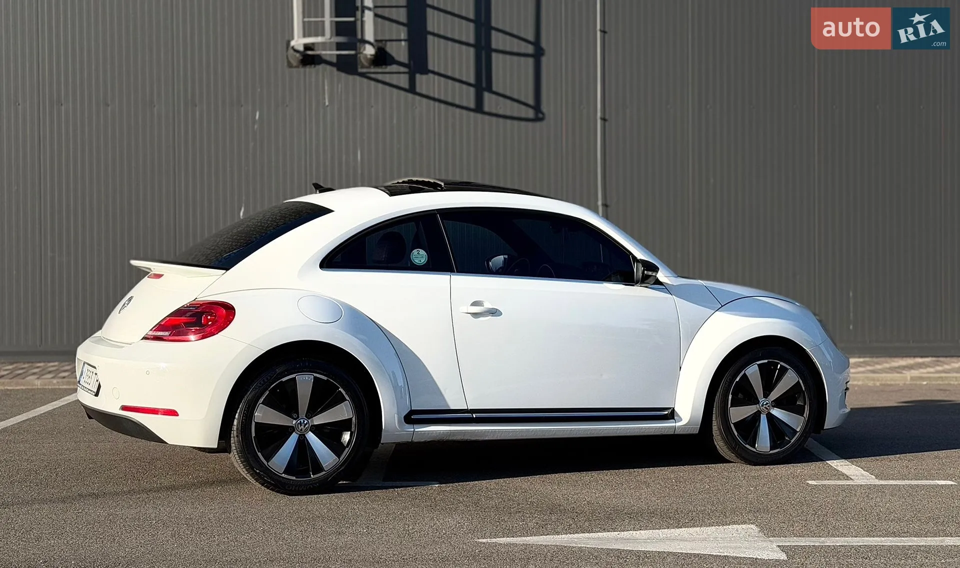 2015 Volkswagen Beetle - мініатюра 12