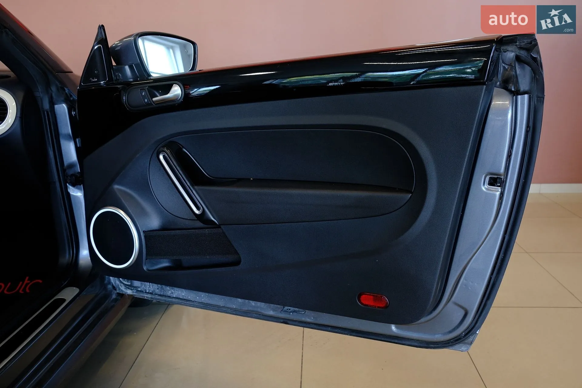 2019 Volkswagen Beetle - мініатюра 33