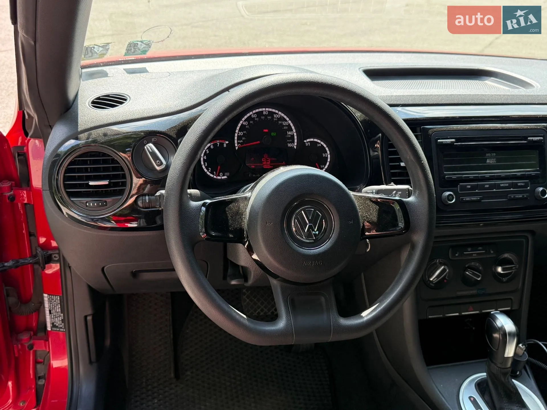 2015 Volkswagen Beetle - мініатюра 12
