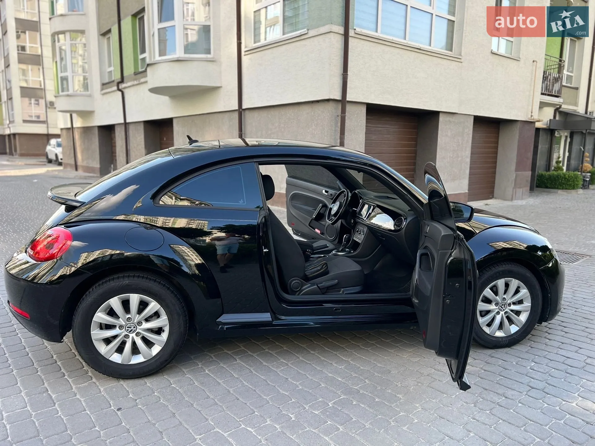 2016 Volkswagen Beetle - мініатюра 36