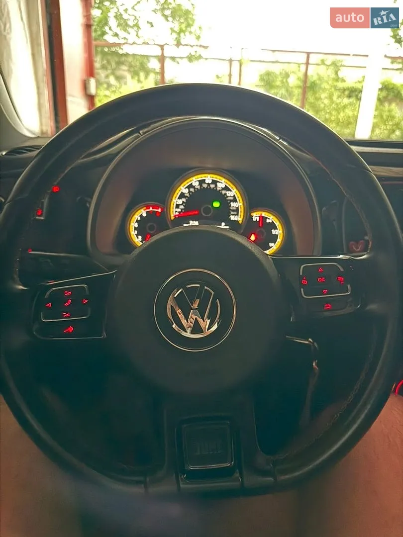 2017 Volkswagen Beetle - мініатюра 22