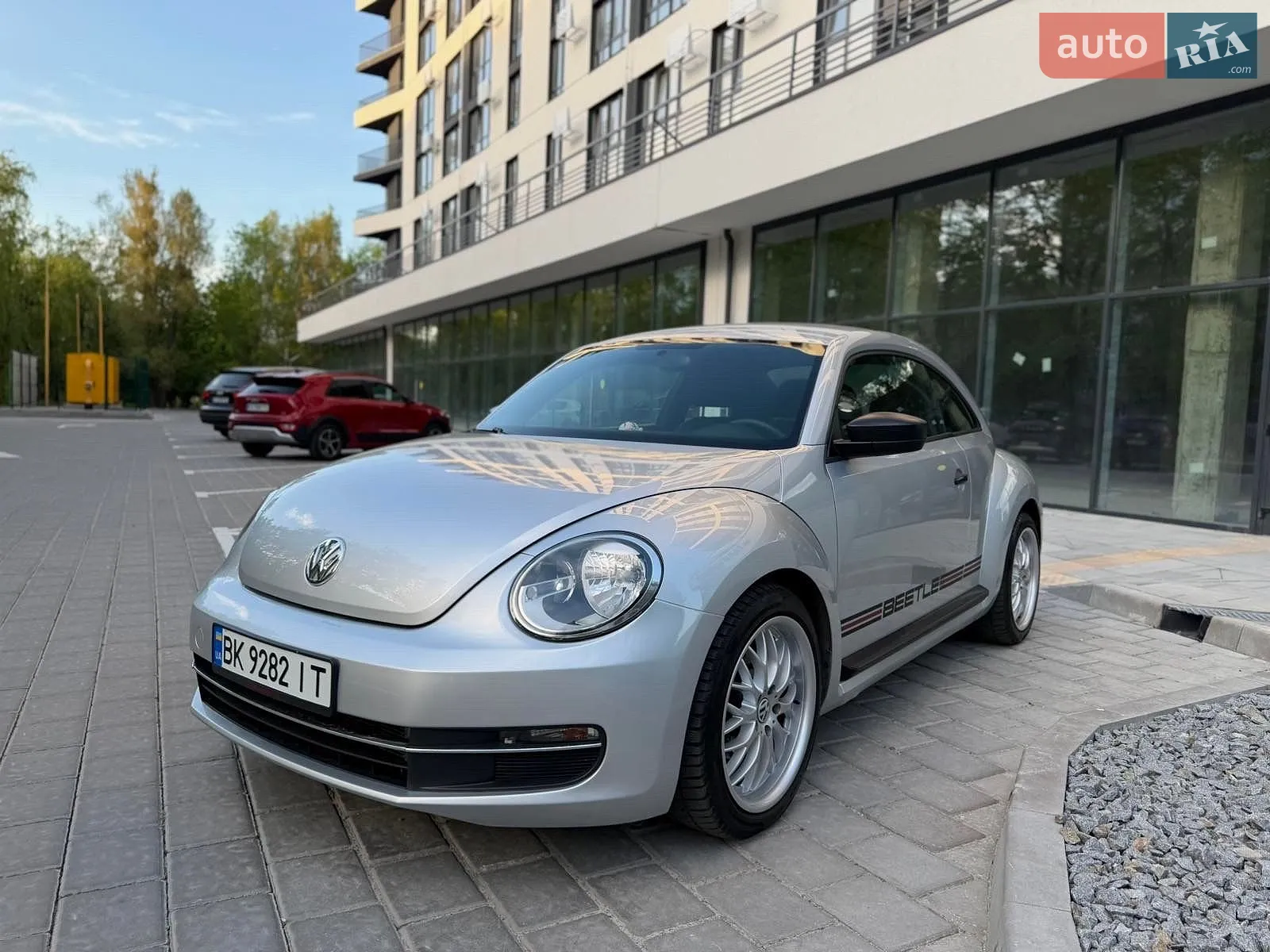 2013 Volkswagen Beetle - мініатюра 2
